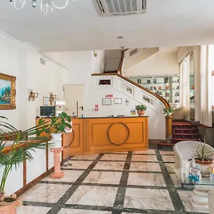 Hotel Gh San Giusto, Rome