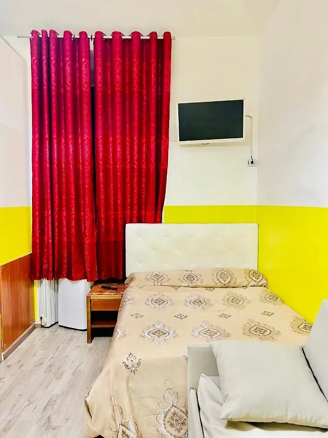 Roma Guest House